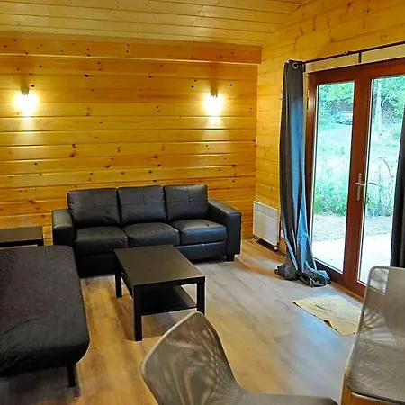 Hotel In Oignies With Bbq And Terrace Viroinval